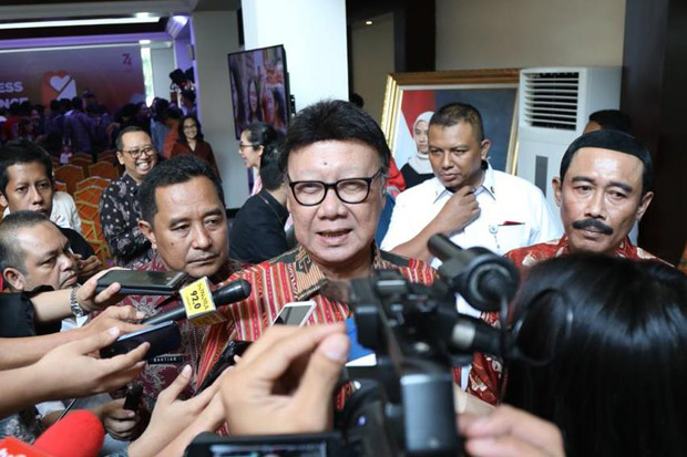 Mendagri Minta Wali Kota Tangerang Jaga Etika Pemerintahan
