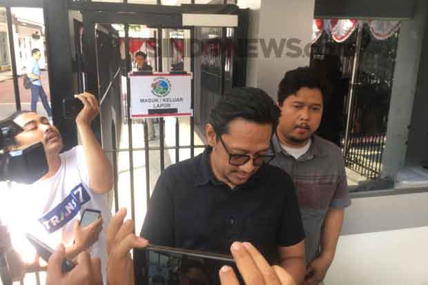 Andre Taulany Jenguk Nunung Srimulat di Polda Metro Jaya