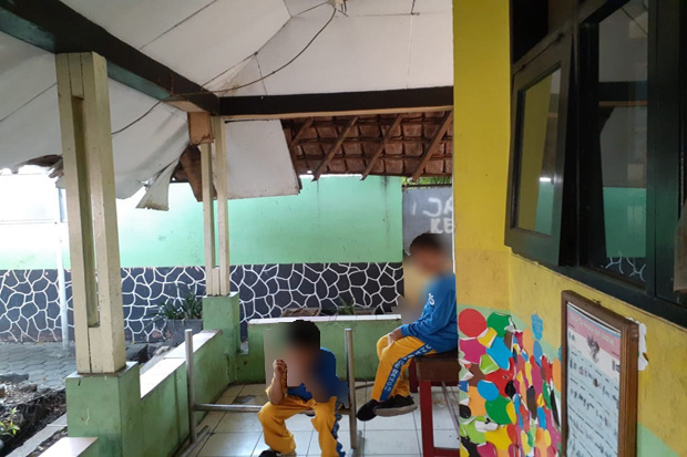 Gedung Sekolah Banyak Rusak, Siswa SD di Tangerang Ramai-ramai Pindah