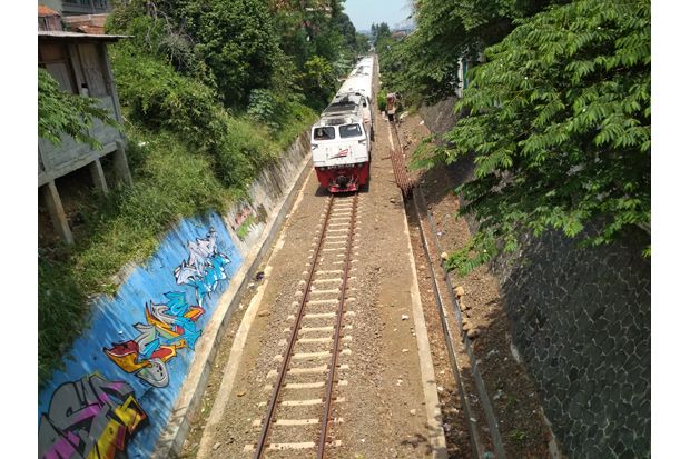Ribuan Rumah Bakal Tergusur Proyek Double Track KA Bogor-Sukabumi