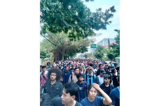 Hendak Demo Tolak Revisi KUHP, Mahasiswa UIN Diserang Massa Bayaran