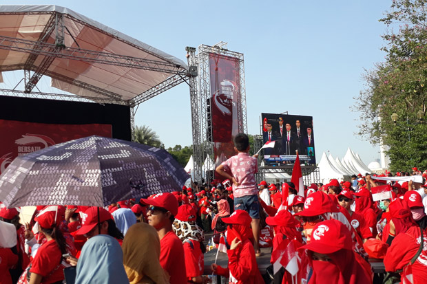 Pendukung Jokowi Gelar Nobar dan Syukuran Pelantikan Presiden di Monas