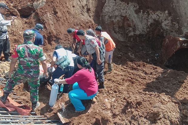 Polisi Masih Selidiki Penyebab Longsor Proyek Double Track KA Bogor-Sukabumi