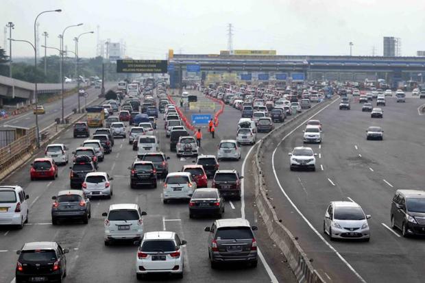 Puncak Arus Mudik Tahun Baru, 57 Ribu Mobil Tinggalkan Jakarta via Tol Japek