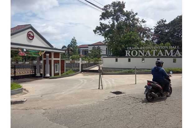 Rumah Keluarga Reynhard Sinaga di Depok Luasnya 3 Hektare