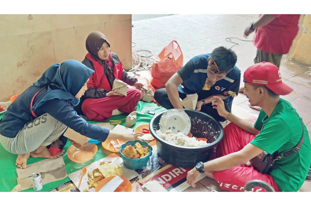 Dapur Umum Jakut Standby di RPTRA Kamal Bahari dan Jakarta Islamic Center