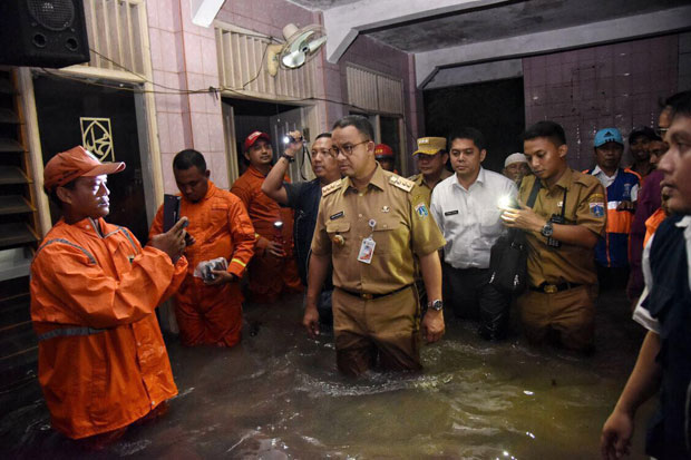Banjir di DKI, Anies Jadi Sasaran Tembak Lawan Politik