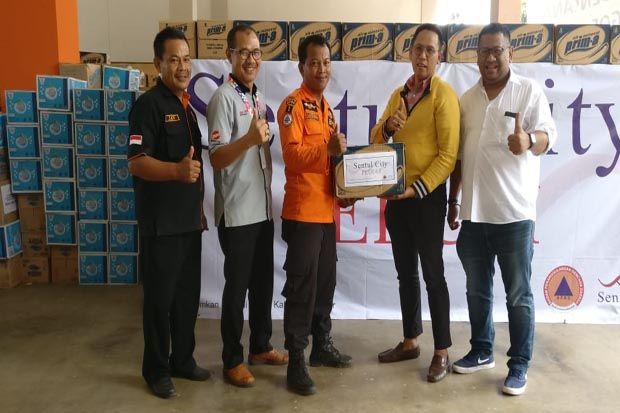 Sentul City Donasikan Satu Kontainer Air Mineral untuk Korban Bencana di Kabupaten Bogor