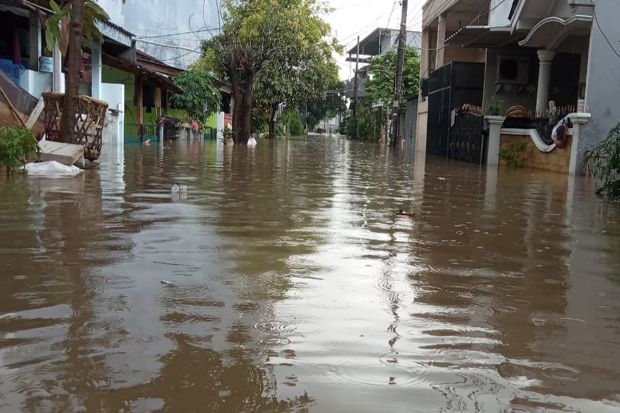 Diguyur Hujan Tanpa Henti, 10 Kecamatan di Kabupaten Tangerang Kebanjiran
