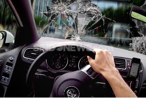 Lima Kendaraan Terlibat Kecelakaan Beruntun di Jalan Tol Layang Cikampek