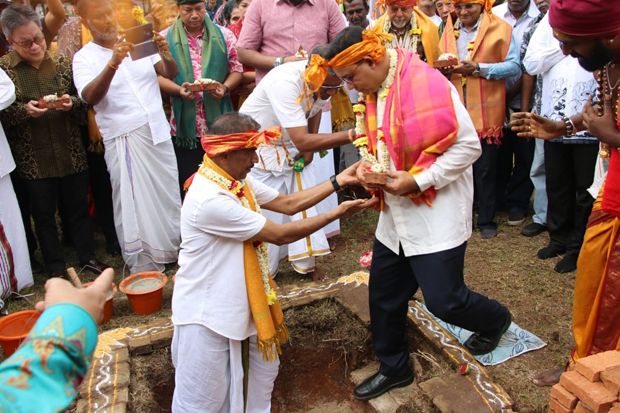 Anies Letakkan Batu Pertama Pembangunan Rumah Ibadah Umat Hindu