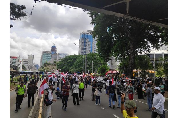 Massa Aksi PA 212 Mulai Berdatangan, Kecewa Tak Bisa ke Istana Negara