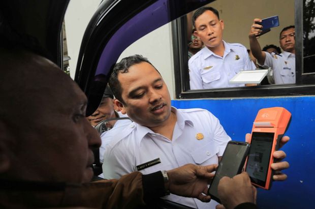 Naik BRT dan Bayar Pajak Kendaraan di Tangerang Kini Bisa Pakai Smart Card