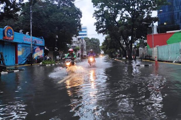 Hujan Deras, 55 RW di Jakarta Terendam Banjir