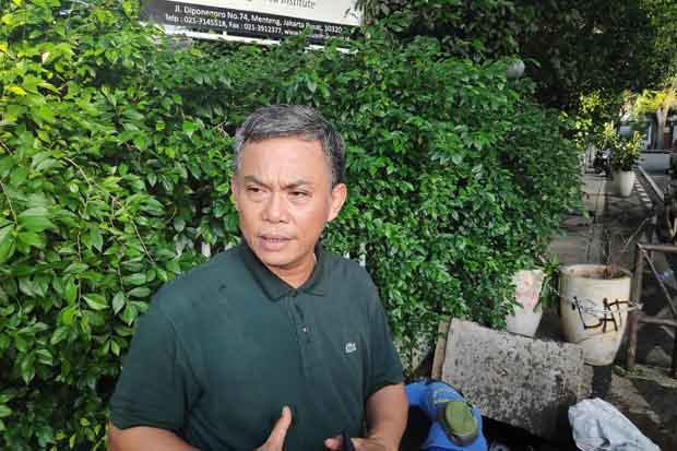 Tinjau Saluran Air, Ketua DPRD DKI: Luarnya Bagus dalam Hancur