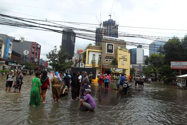 Hari Ini 142 RW di Jakarta Masih Tergenang Banjir, 9890 Jiwa Mengungsi