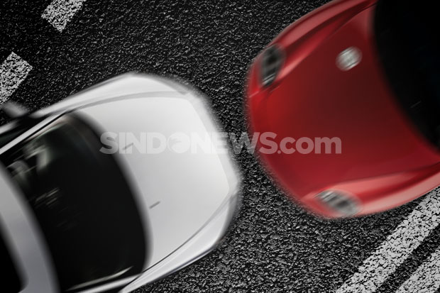 Kecelakaan di Tol, Pengemudi Nissan GT-R Tewas dengan Mobil Terbakar