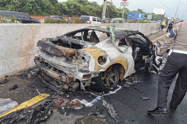 Kecelakaan Mobil Wakil Jaksa Agung Diduga Akibat Lepas Kendali